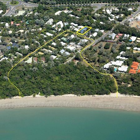 Beauty Tiny Walk To Sea Villa Port Douglas Luaran gambar